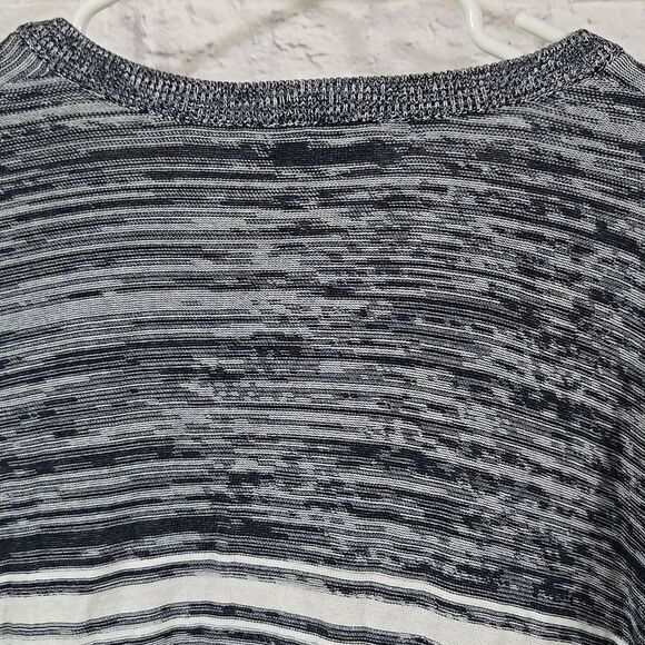 Express Men’s Striped Knit Sweater Henley Neck Black White Pullover Large Cotton - Picture 9 of 10